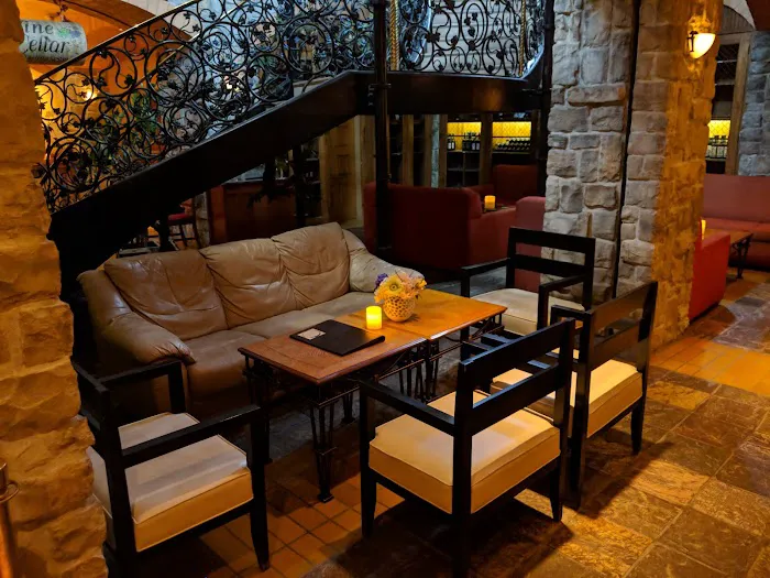 Wine Cellar & Tasting Room 5
