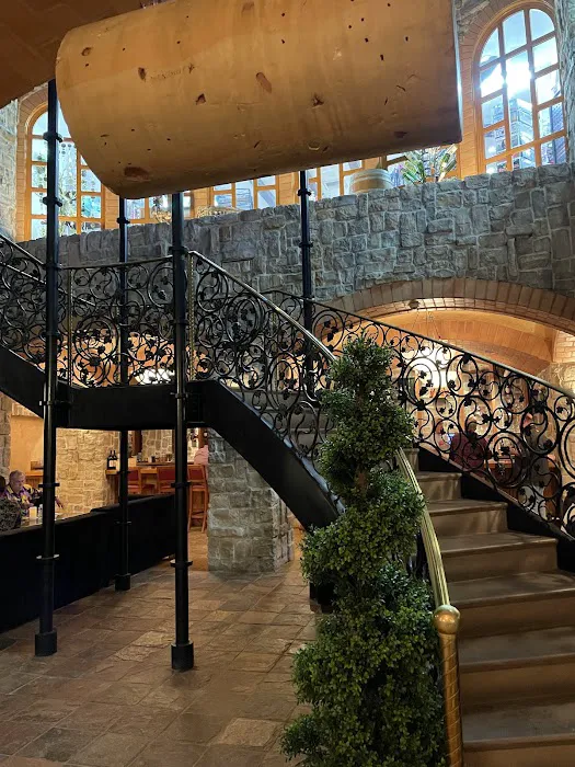 Wine Cellar & Tasting Room 3