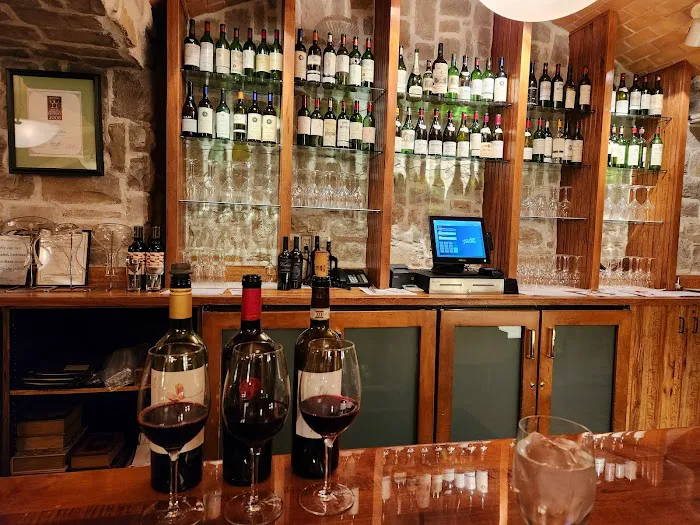 Wine Cellar & Tasting Room 4
