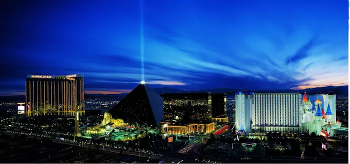 Luxor Hotel & Casino 7