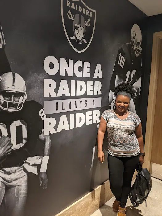 Raiders Tavern & Grill 2
