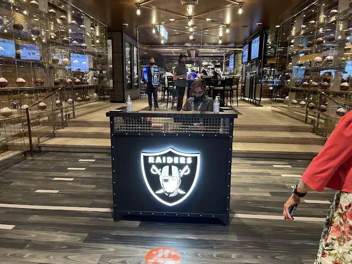 Raiders Tavern & Grill 1