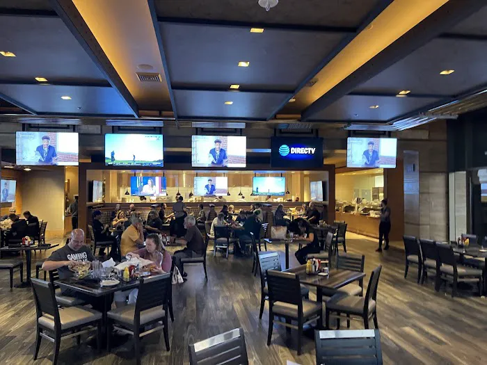Raiders Tavern & Grill 3
