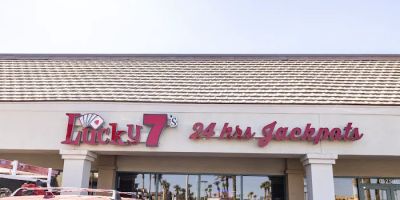 Lucky 7's - Gaming & Spirits 24 Hrs
