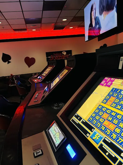 Jackpot Joanie's 7