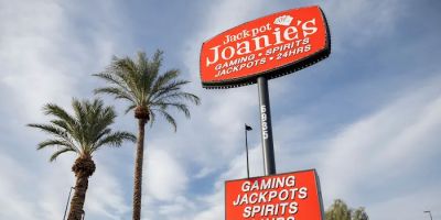 Jackpot Joanie's