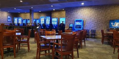 Nickels Lounge & Casino