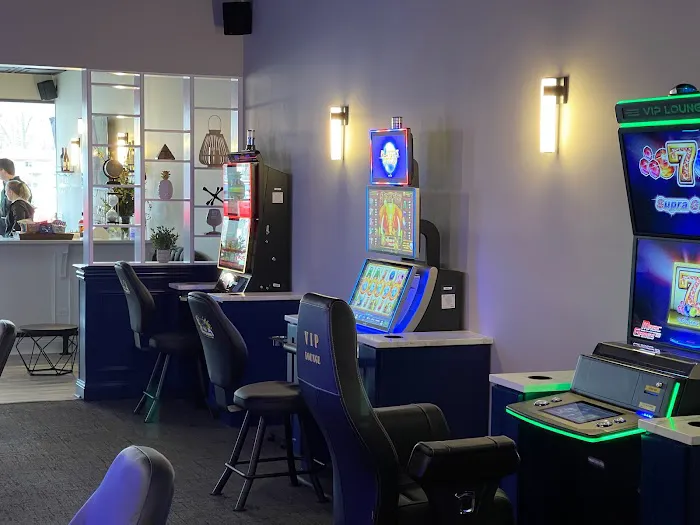 Charlie's Gaming 1
