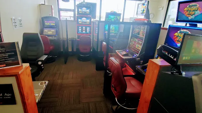 Lilly's Wine Bar, Slots, Video Poker 1