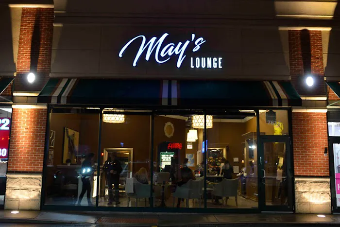 May's Lounge 0
