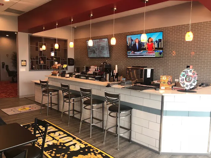 Daisy’s SLOTS & Video Gaming Cafe 2
