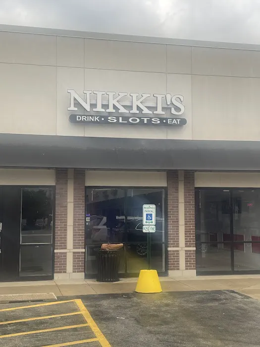 NIKKIS ON HARLEM 1