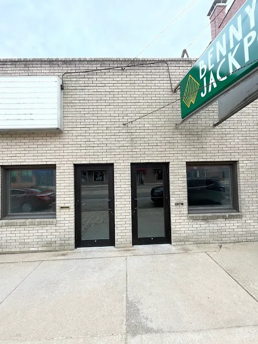 Benny's Jackpots - NOW OPEN 8