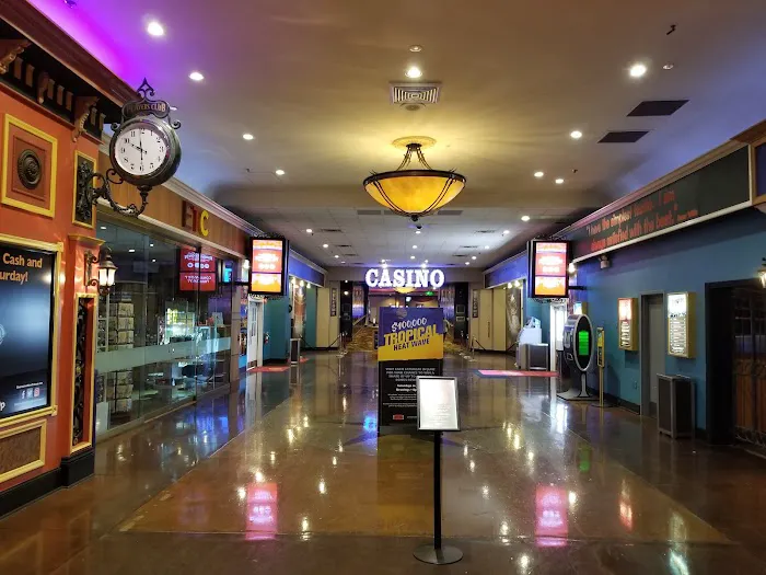 Boomtown Casino & Hotel New Orleans 8