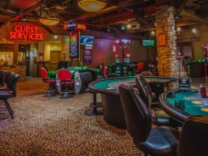 Top Land-Based Casinos with the Best Hiking Trails in the USA