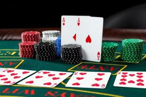 How to Play Poker and Maximize Your Odds: A Comprehensive Guide to Winning